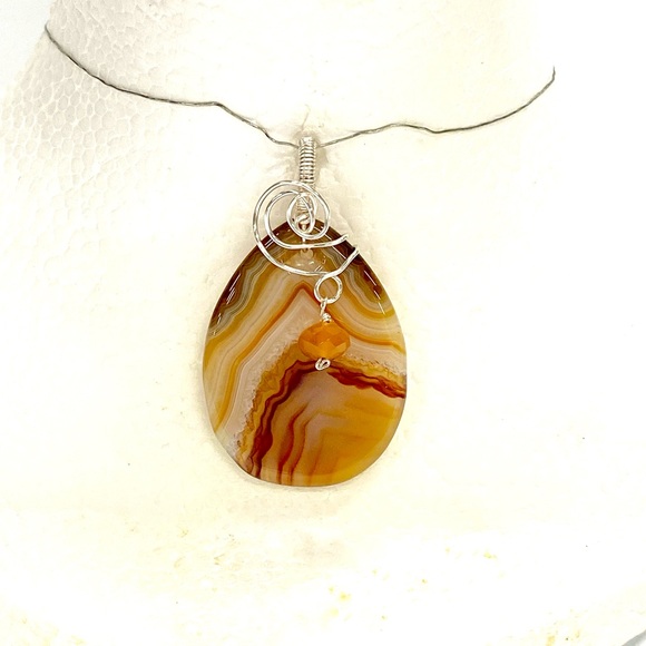 HANDMADE Stone Hand Wrapped Pendant - Picture 9 of 10